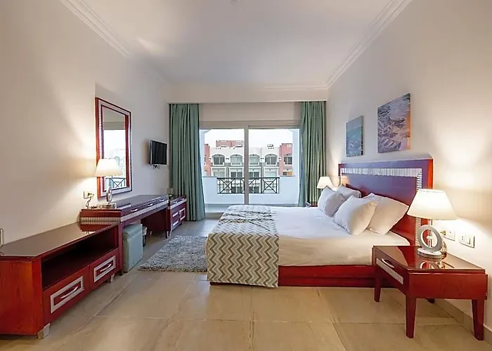 Oyster Bay 3*